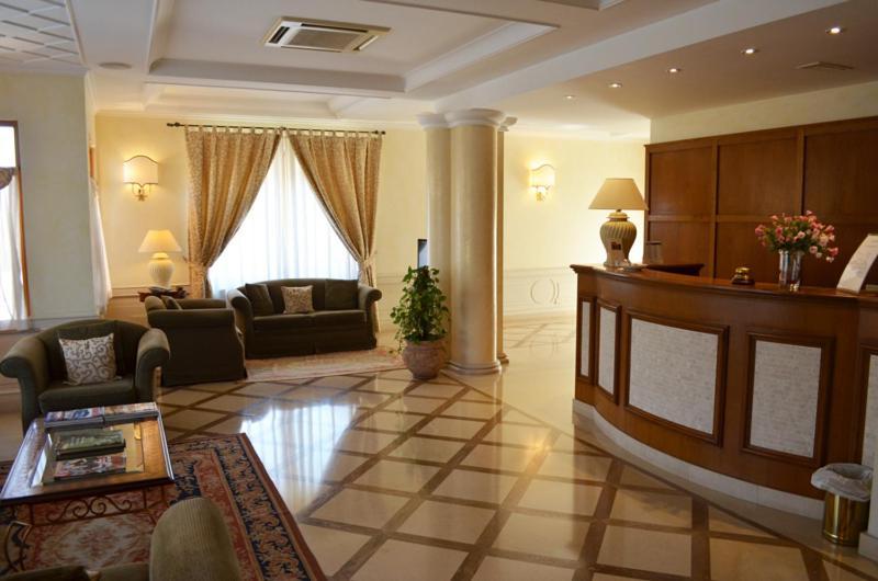 Hotel Ristorante La Lampara Gizzeria Bagian luar foto