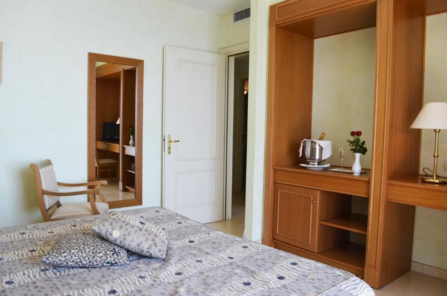 Hotel Ristorante La Lampara Gizzeria Bagian luar foto