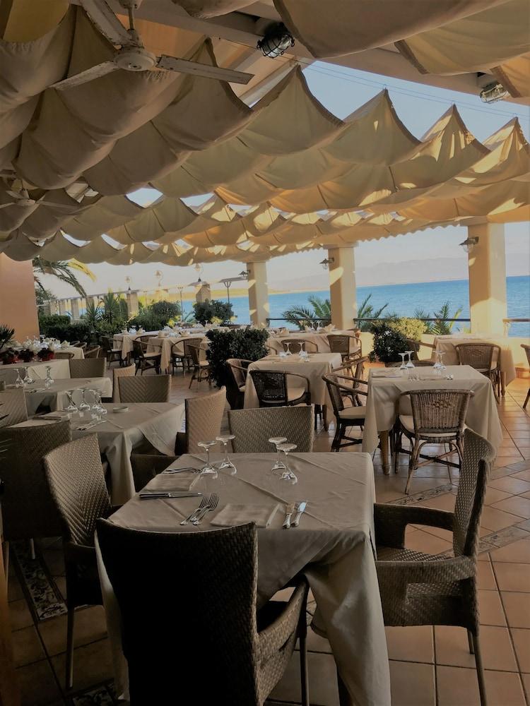 Hotel Ristorante La Lampara Gizzeria Bagian luar foto